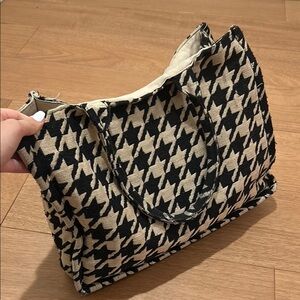 H&M Black and Cream Houndstooth Tote